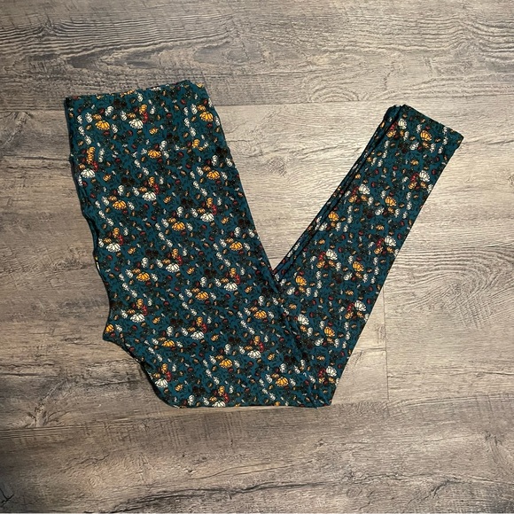 ⭐️4 for $10⭐️ Teal Floral Leggings. Women's Size Large / XL. Buttery Soft. - Picture 5 of 6